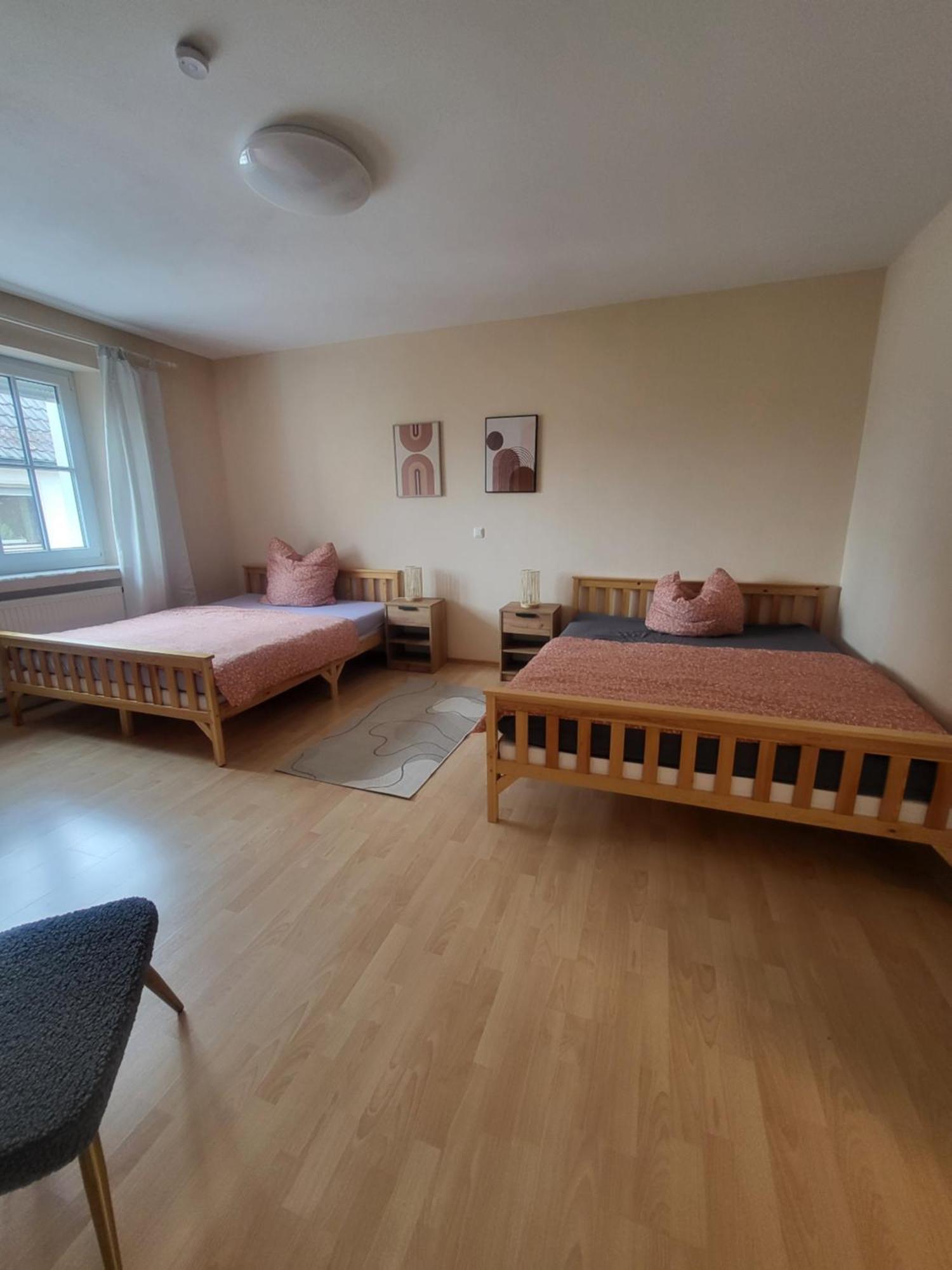 Geraeumige Wohnungen Zentrumsnah Schwandorf Exteriör bild